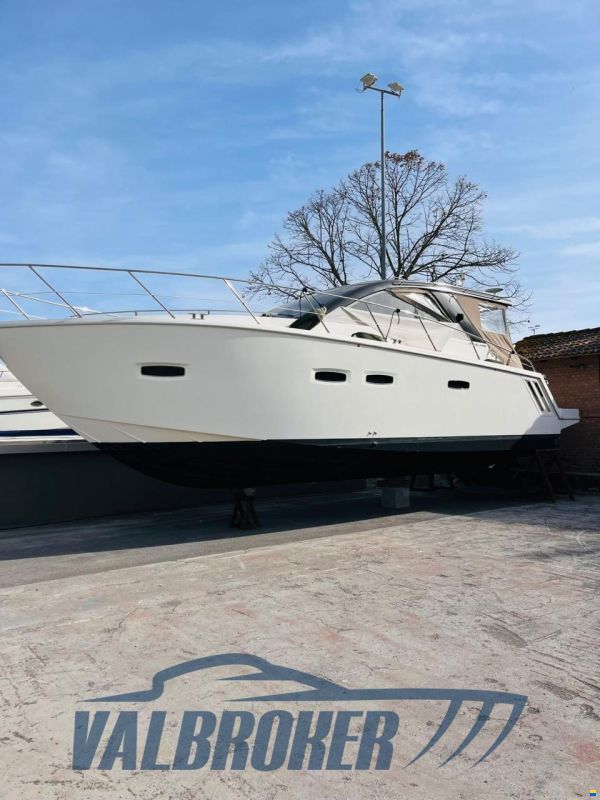 Sealine SC 35