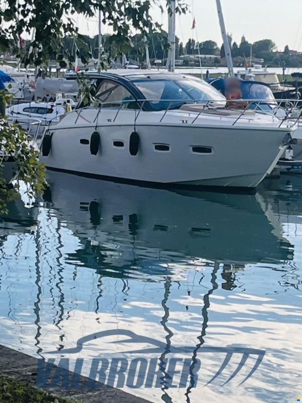 Sealine SC 35