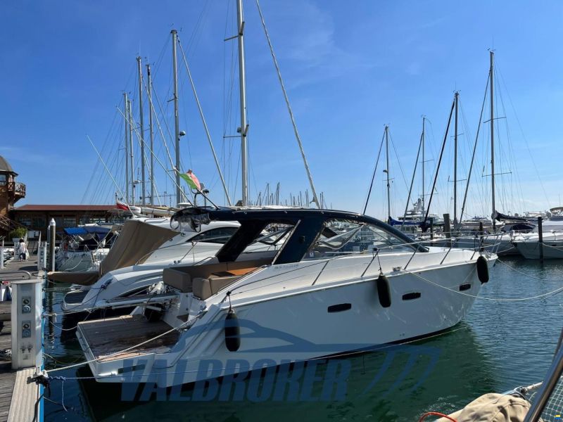 Sealine SC 35