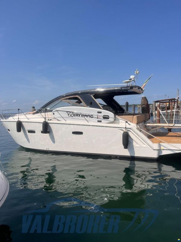 Sealine SC 35