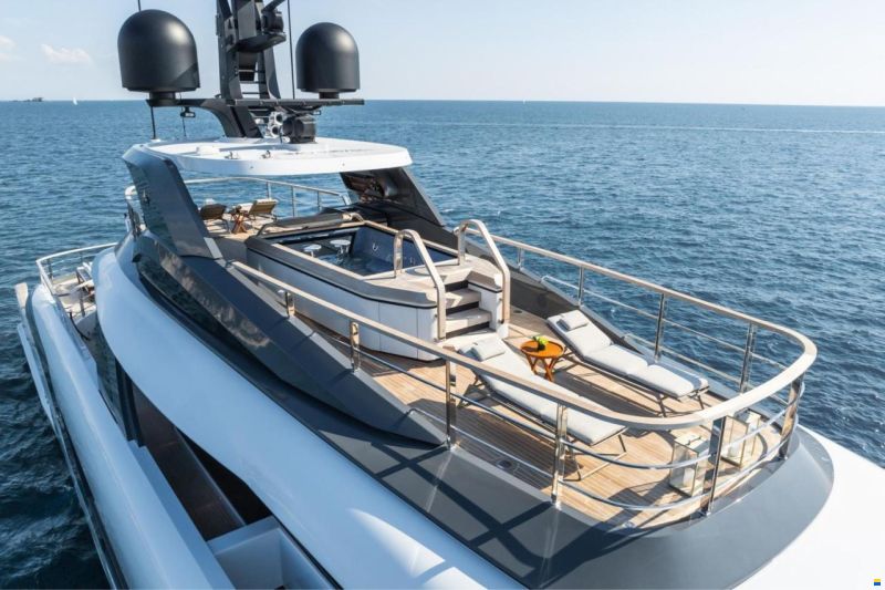 Admiral Yachts S-Force 55