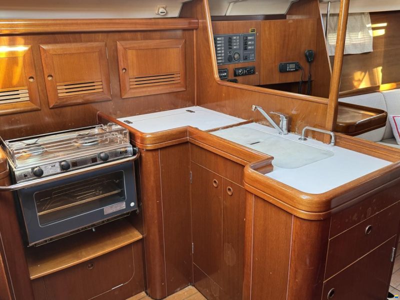 Beneteau Oceanis 373