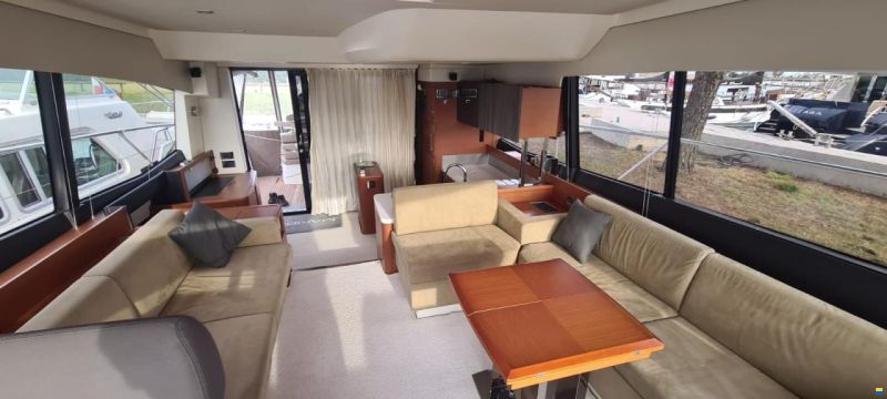 Prestige 550