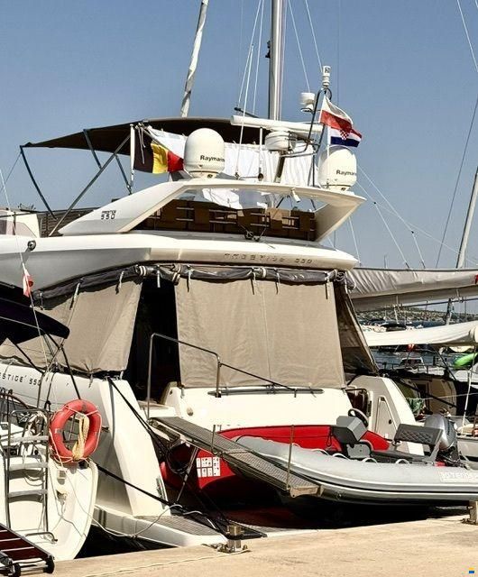 Prestige 550
