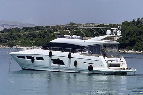 Prestige 550