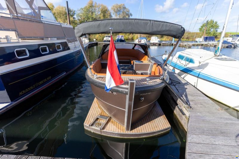 Aluship E-sloep 700