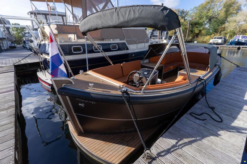 Aluship E-sloep 700