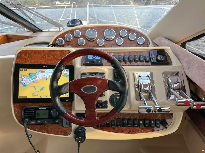 Meridian Yachts 391 Sedan