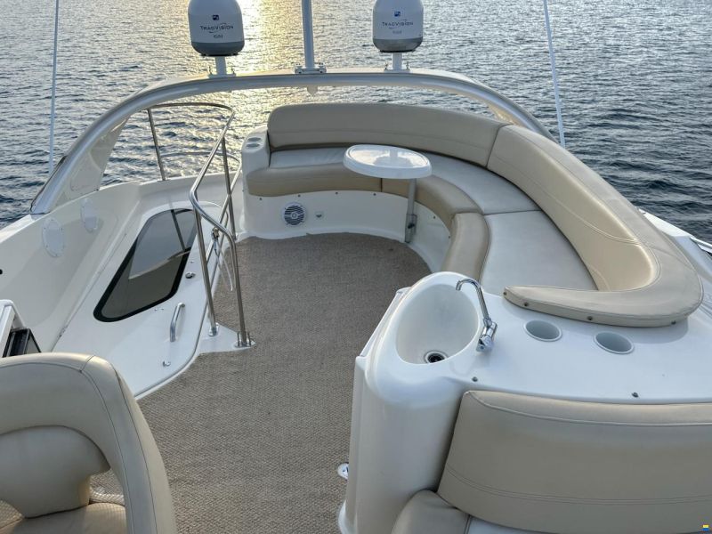 Meridian Yachts 391 Sedan