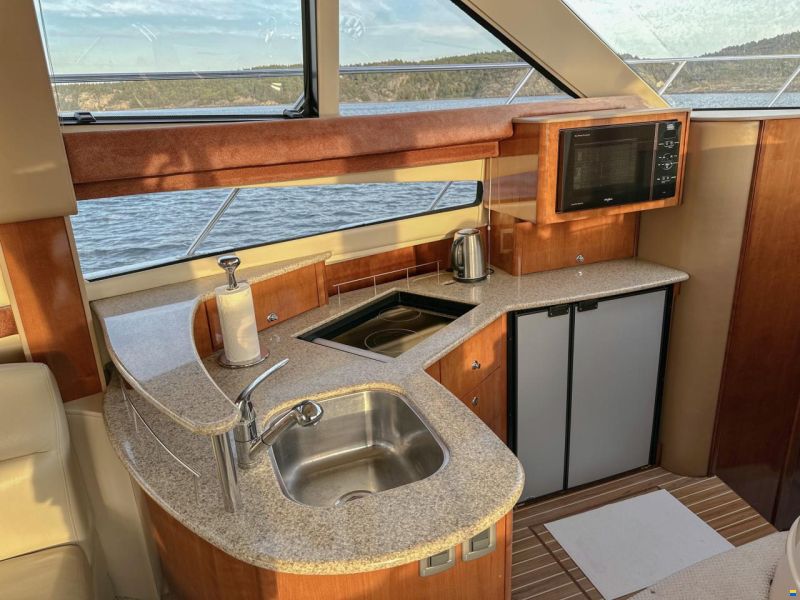 Meridian Yachts 391 Sedan