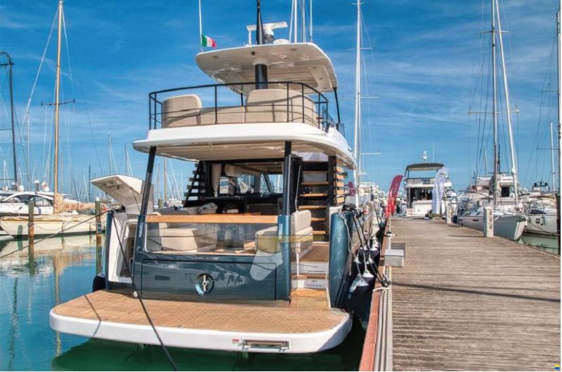 Azimut Magellano 60
