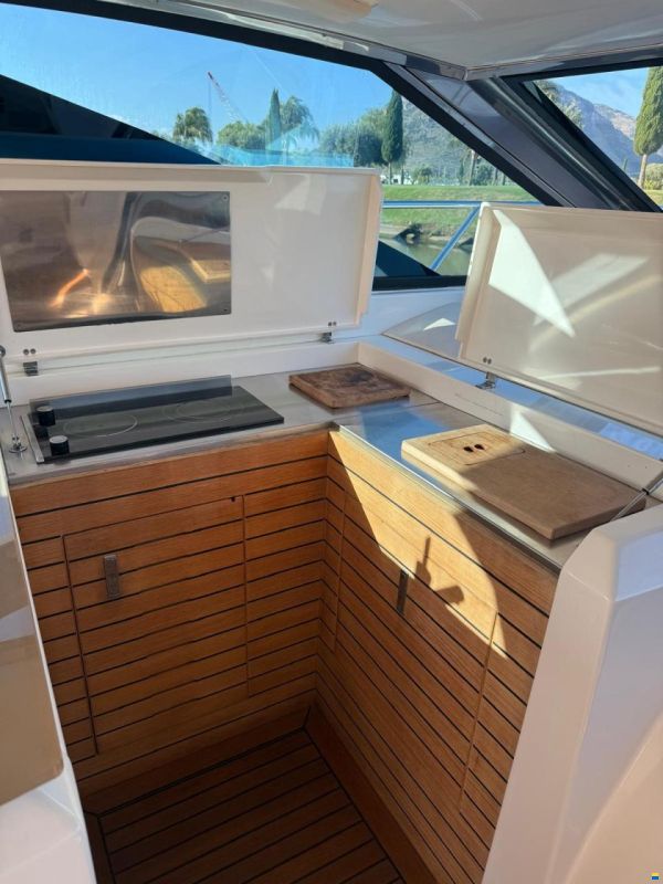 Sessa C52