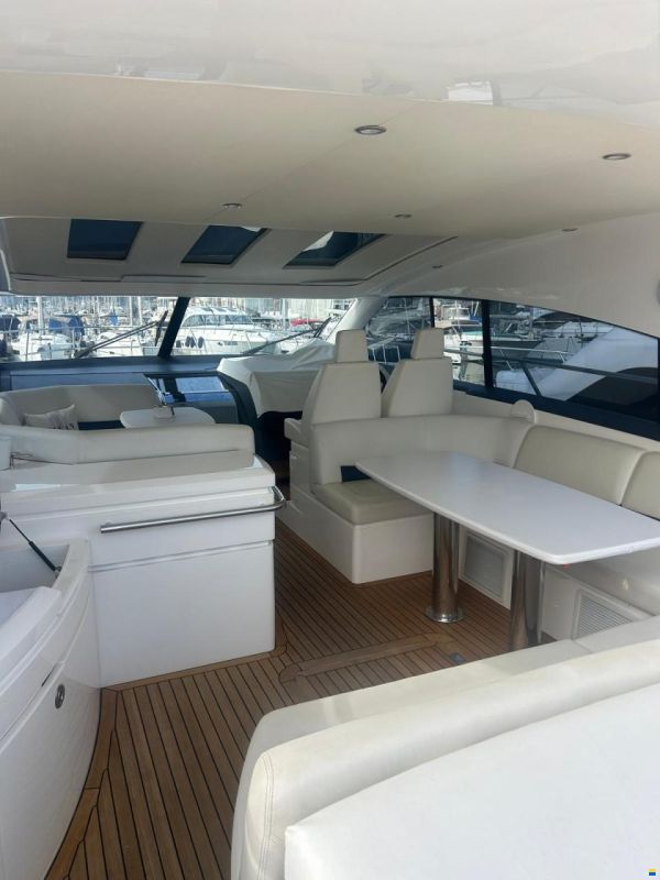 Princess V53