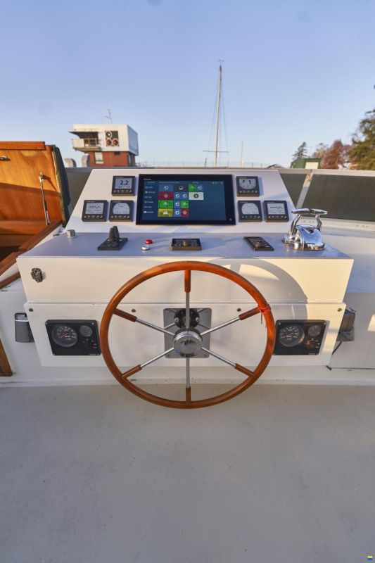 Alm Almtrawler 1600AD