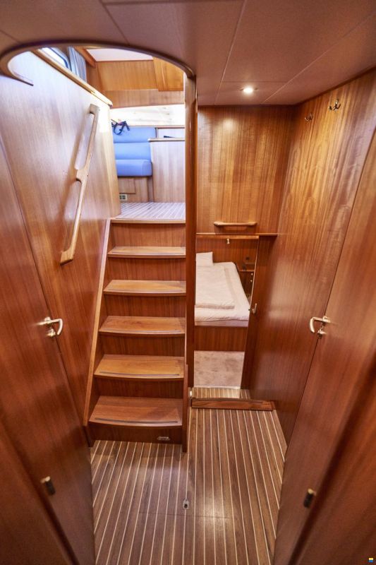 Alm Almtrawler 1600AD