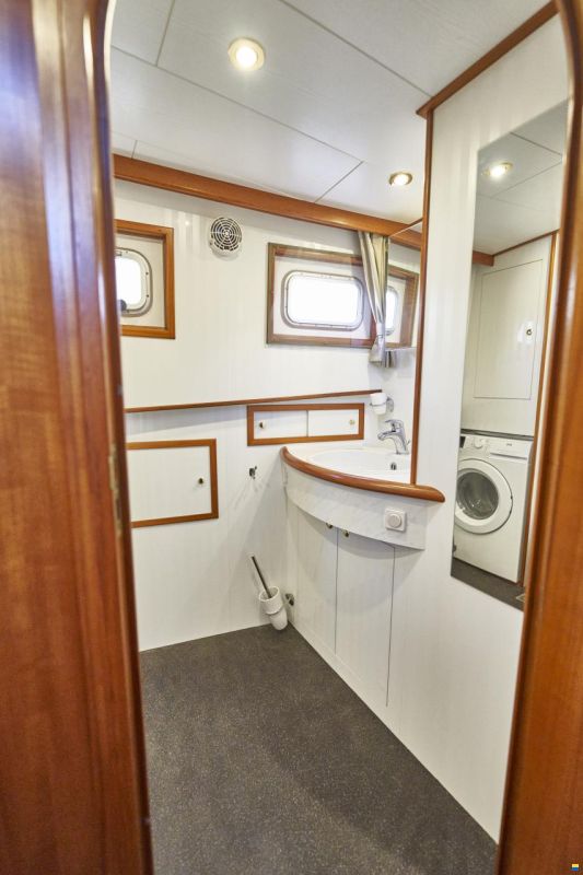 Alm Almtrawler 1600AD