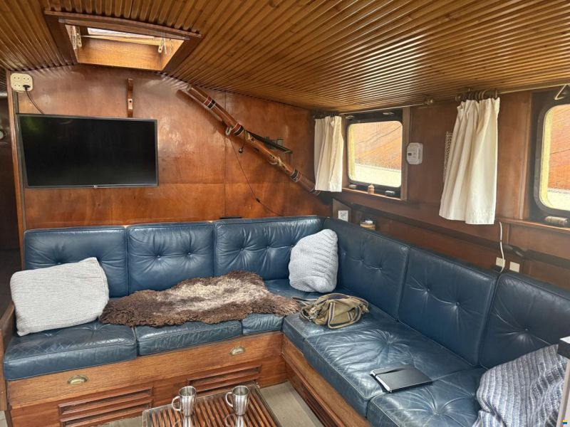 Tjalk Varend Woonschip
