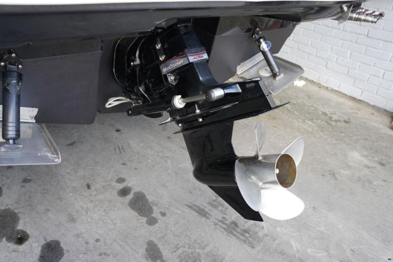 Bayliner VR 6 CUDDY
