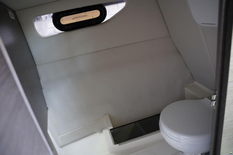 Bayliner VR 6 CUDDY