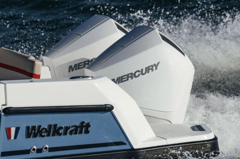 Wellcraft 28 T-Top
