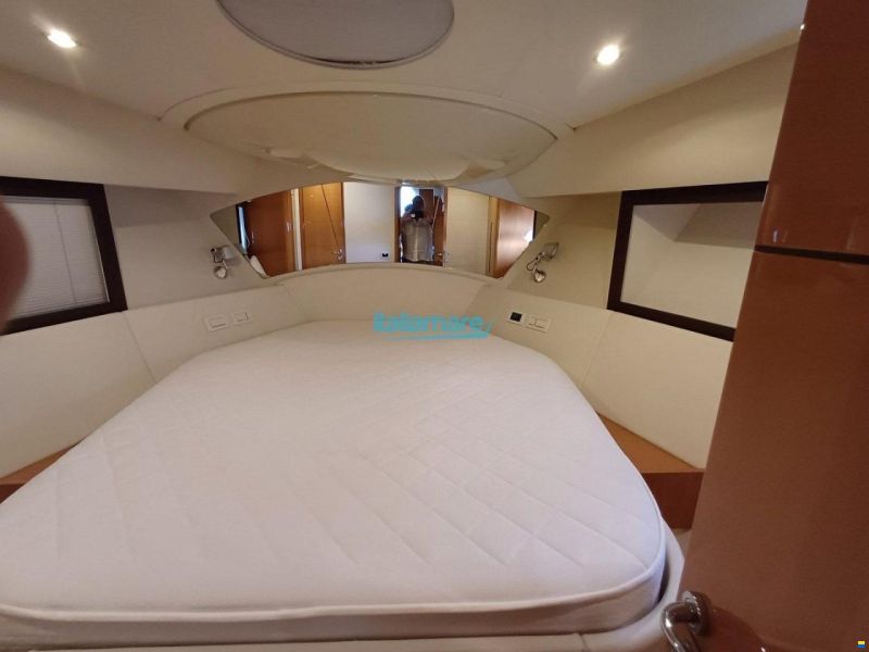 Pershing 56