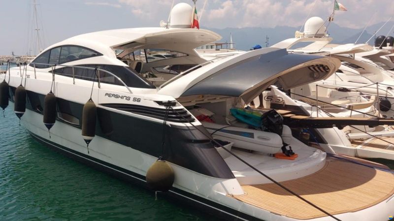 Pershing 56