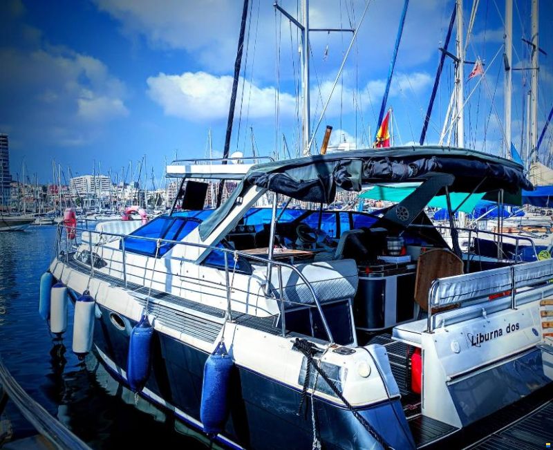 Bayliner Avante