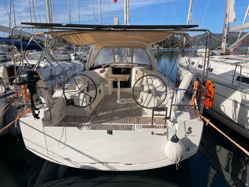 Beneteau Oceanis 38 Cruiser
