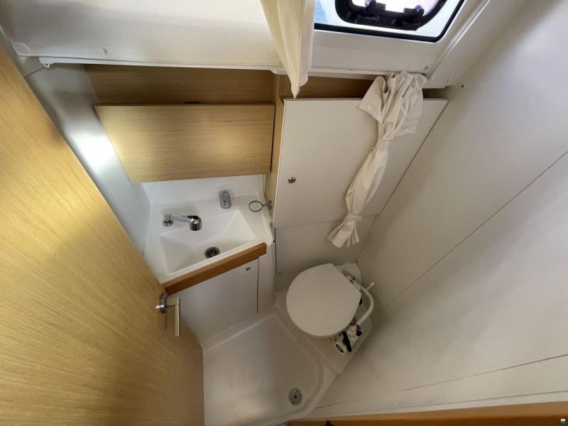 Beneteau Oceanis 38 Cruiser