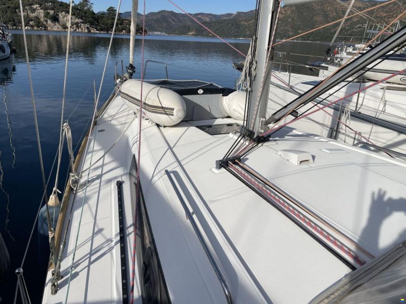 Beneteau Oceanis 38 Cruiser