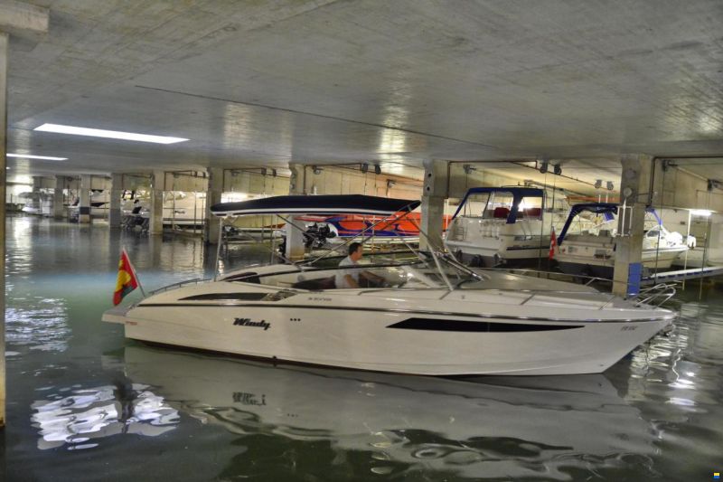 Liegeplätze im Broyekanal