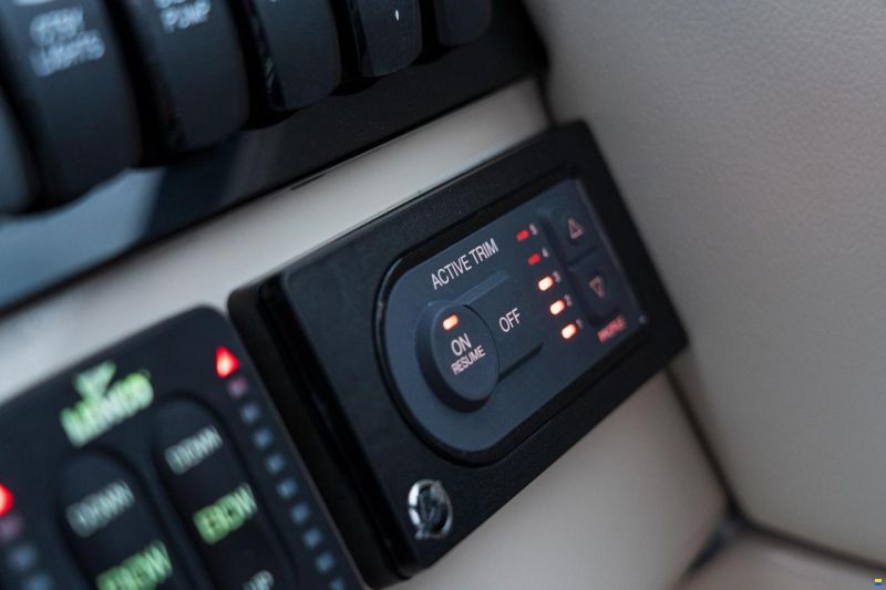 Boston Whaler 240 Vantage