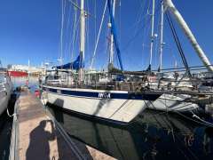 Hallberg-Rassy HR42E