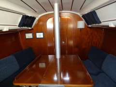Beneteau First 310