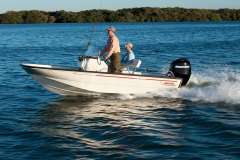 Boston Whaler 150 Montauk Sportboot
