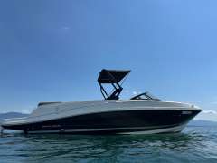 Bayliner VR6 E avec place amarrage 2ans Bowrider