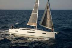 Jeanneau Sun Odyssey 410 Sailing Yacht