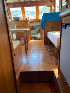 Taiwan Sundeck Trawler