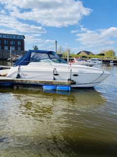 Rinker 270 Fiesta Vee