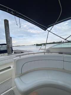 Rinker 270 Fiesta Vee