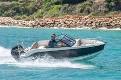 Quicksilver Activ 555 Bowrider Sport Boat