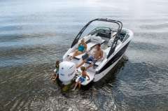 Regal LX4 Sportboot