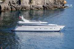 Cantieri di Pisa Akhir 85 Motoryat