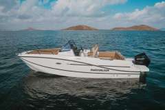 Quicksilver 755 Sundeck + Mercury F175 SUR COMMANDE Cabin Cruiser