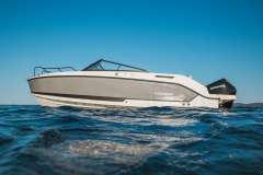 Quicksilver 675 Cruiser LUXE EDITION  + Mercury F150 Bateau de sport