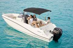 Quicksilver ACTIV 675 OPEN/ Mercury 150 Deck Boat