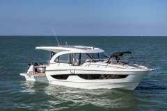 Beneteau Antares 11 Coupe Yacht a motore