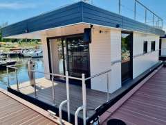 12m Ferientraum auf dem Wasser