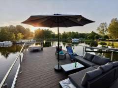12m Ferientraum auf dem Wasser