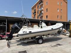 Nuova Jolly Prince 22 Festrumpfschlauchboot